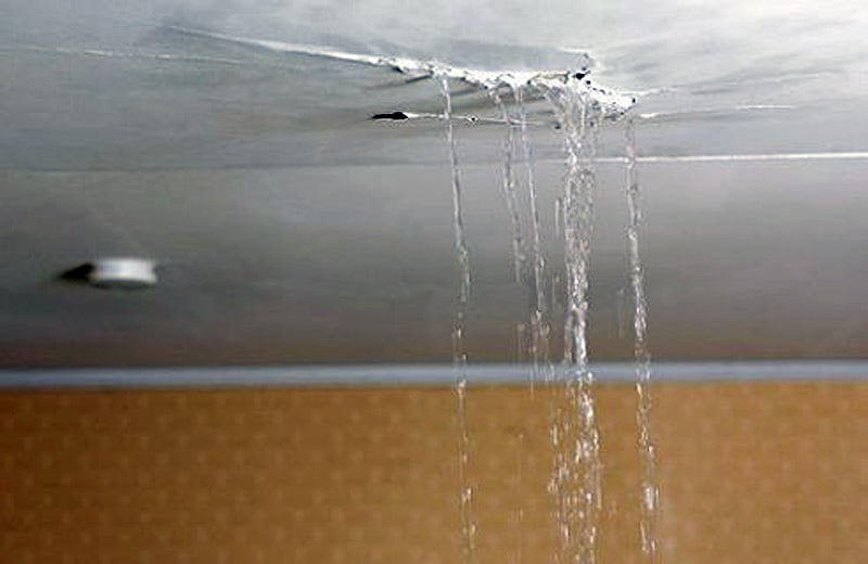 Dealing With Water Damage from Roof Leak in San Diego | Tips & Tricks